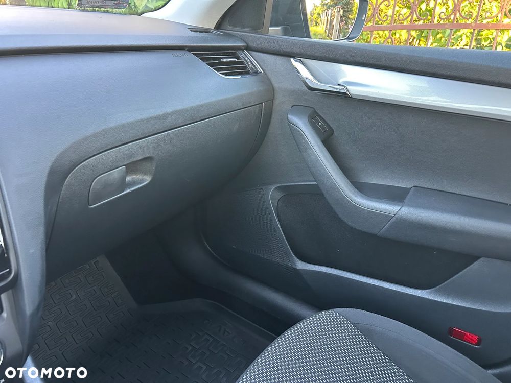 Skoda Octavia 1.4 TSI Ambition - 12