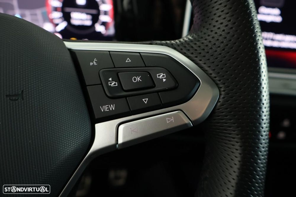 VW Golf 1.5 eTSI R-Line DSG - 30