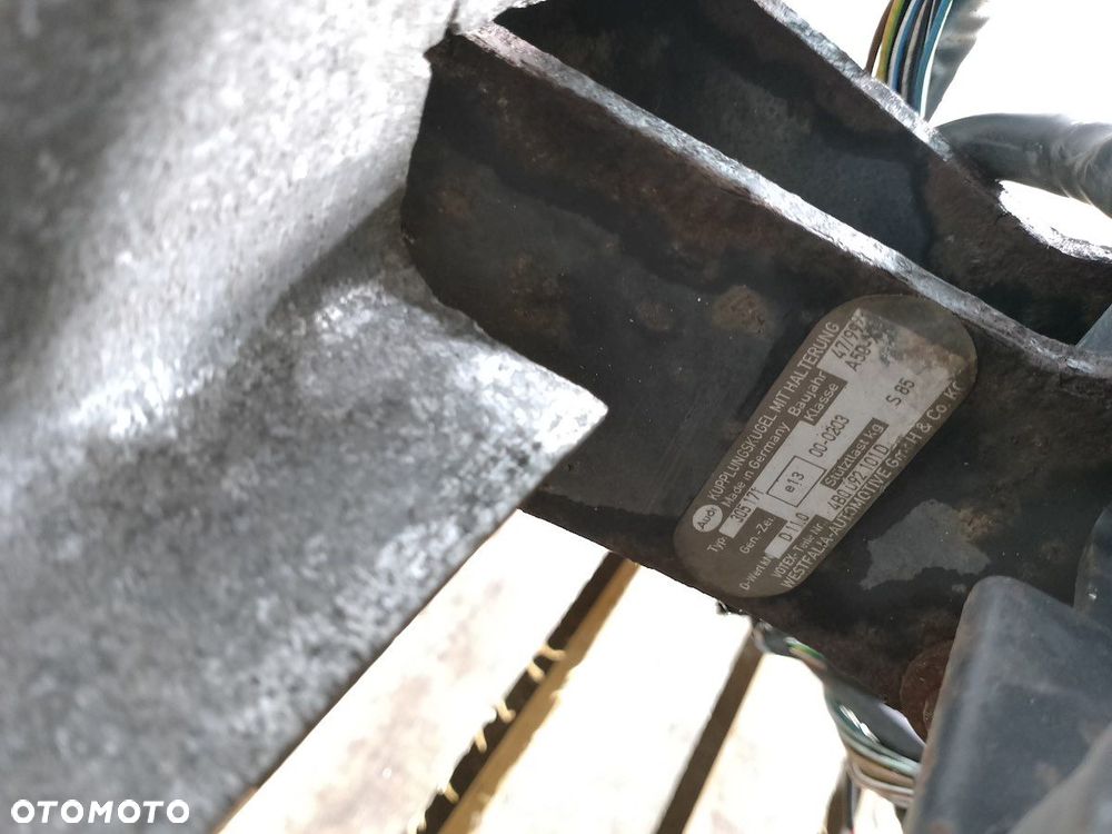 HAK HOLOWNICZY AUDI A6 C5 4B0092101D KOMBI - 3