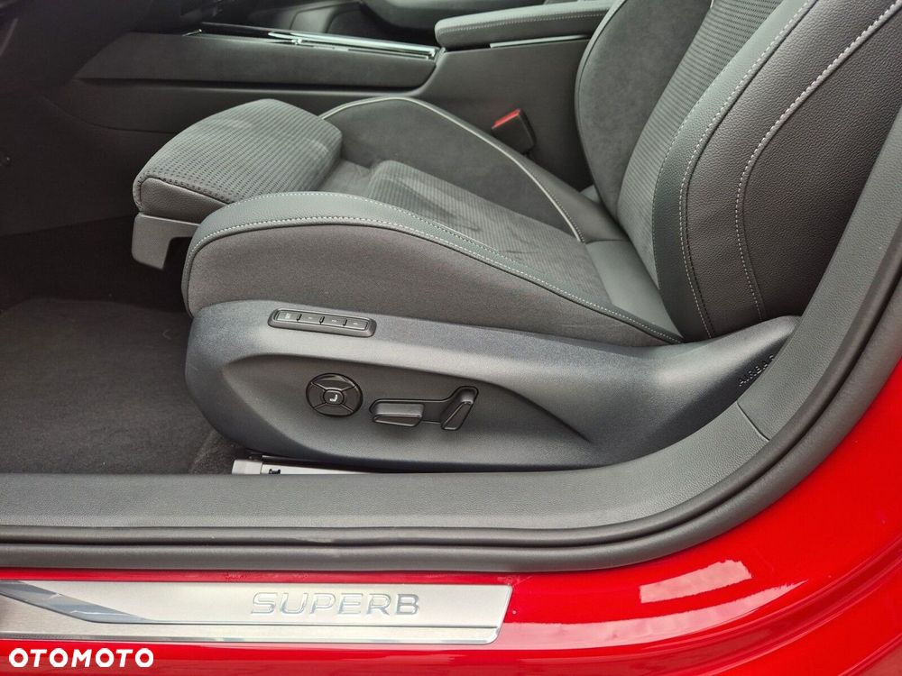 Skoda Superb 2.0 TSI Sportline DSG - 20