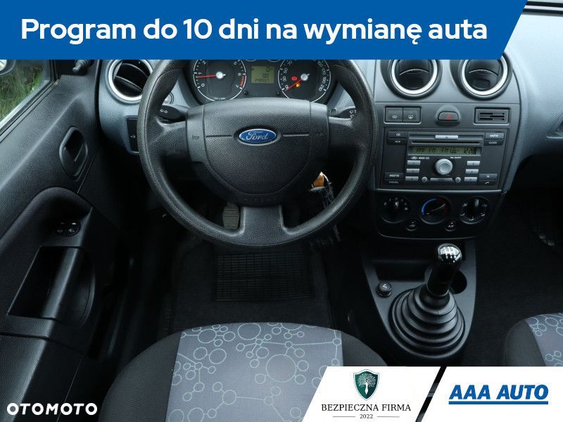 Ford Fiesta - 9