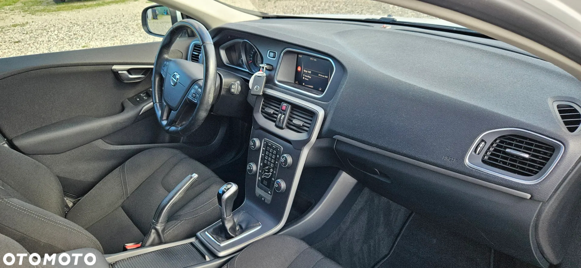 Volvo V40 D2 - 22
