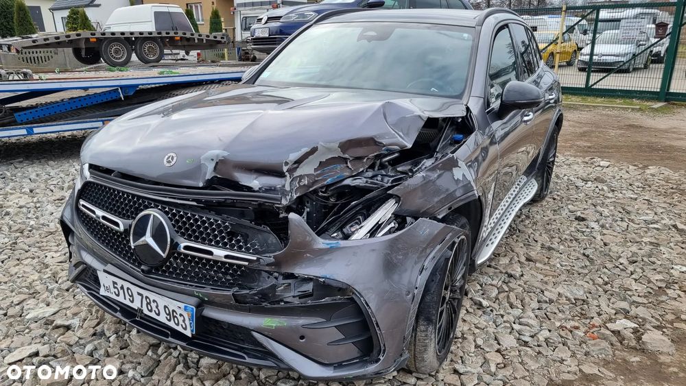 Mercedes-Benz GLC 220 d 4Matic 9G-TRONIC AMG Line Advanced - 9