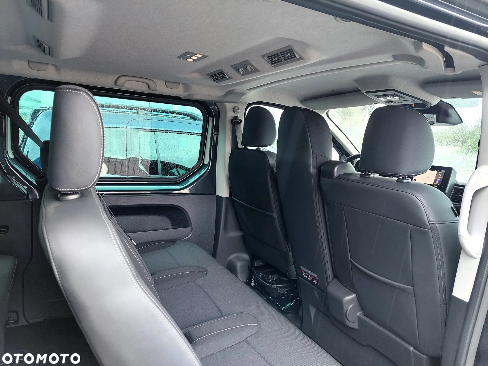 Renault Trafic - 10
