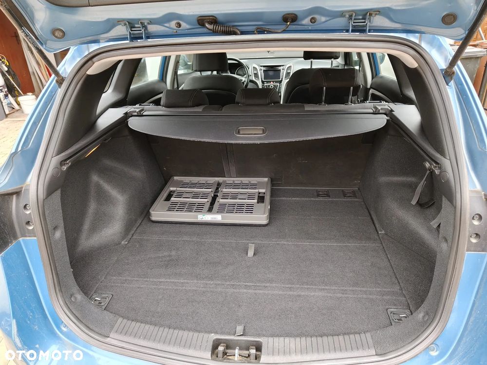 Hyundai i30 - 11