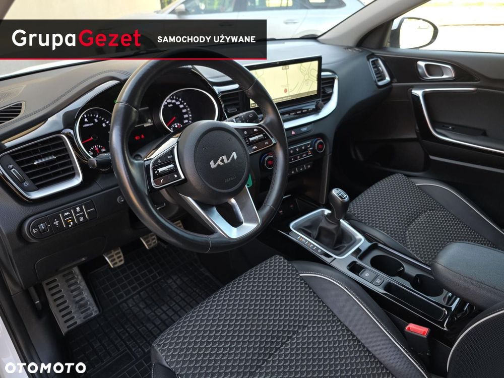Kia Ceed 1.5 T-GDI Business Line - 9