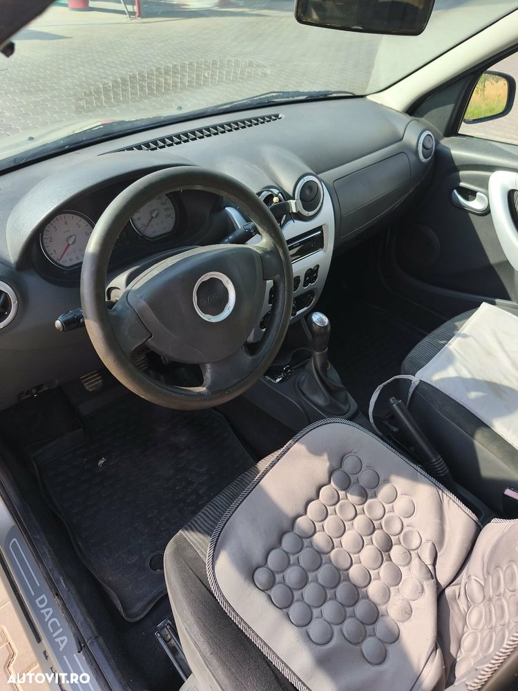 Dacia Logan Express 1.5 dCi - 2