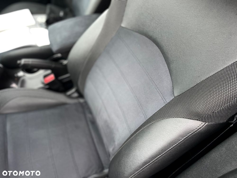 Nissan Juke 1.2 DIG-T Tekna (lea) EU6 - 12