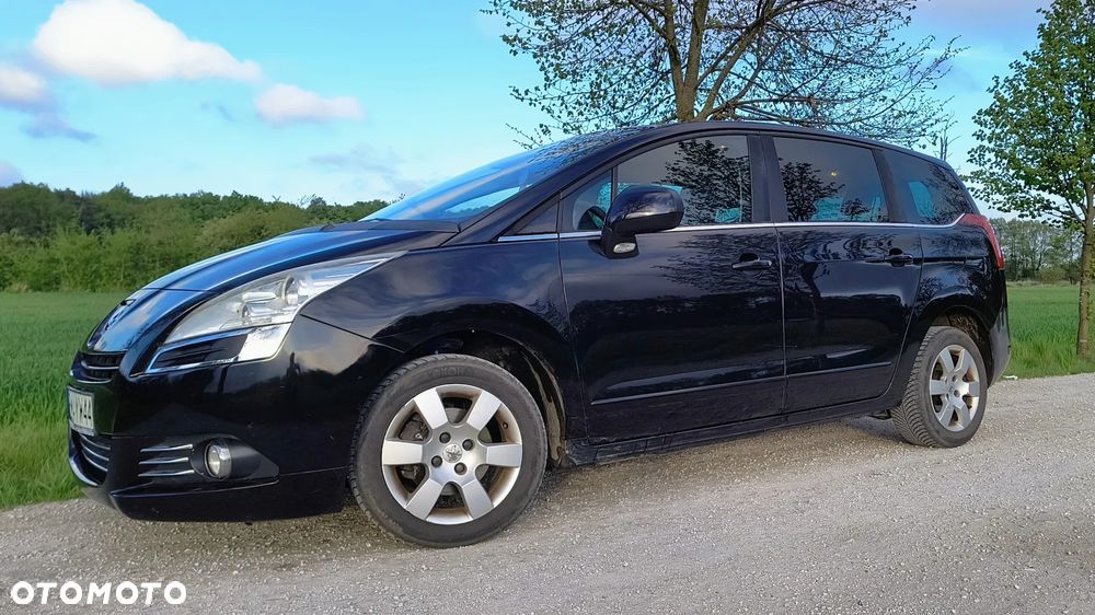 Peugeot 5008 - 9