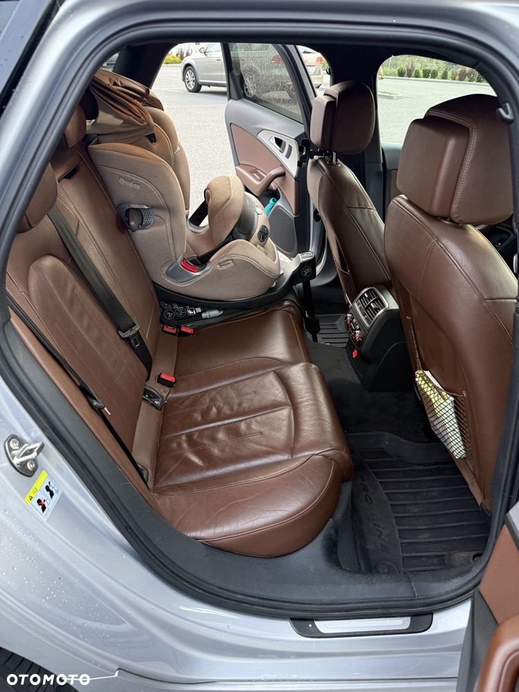 Audi A6 Avant - 28