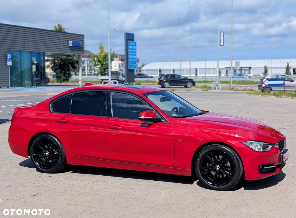 BMW Seria 3 320d Sport-Aut Sport Line - 14