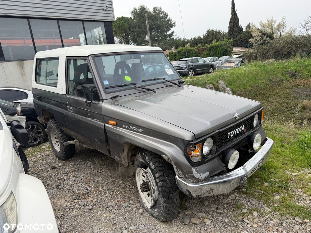 Toyota Land Cruiser LJ73 Turbo - 1