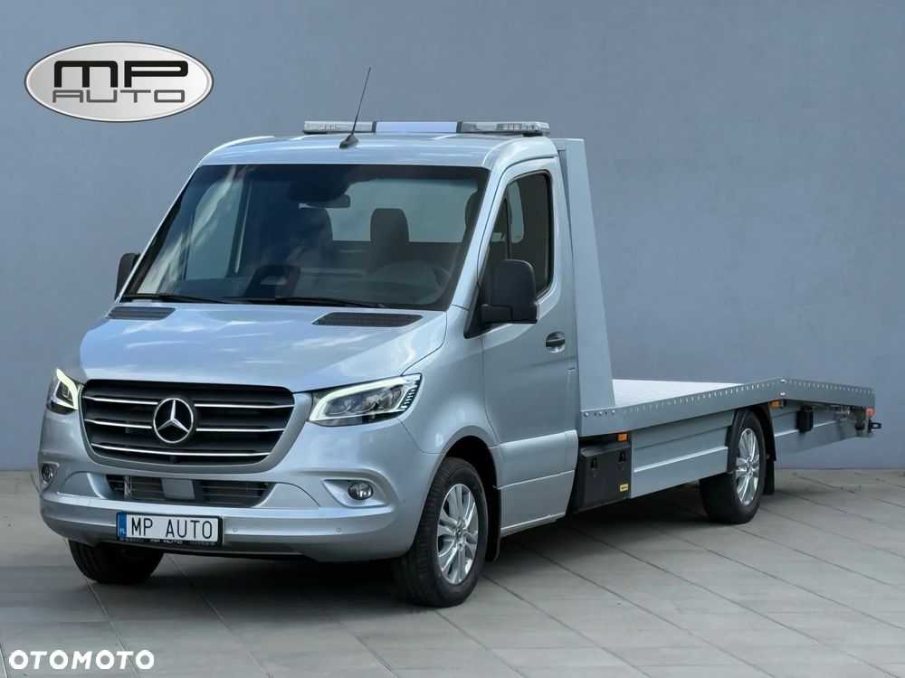 Mercedes-Benz Sprinter - 1