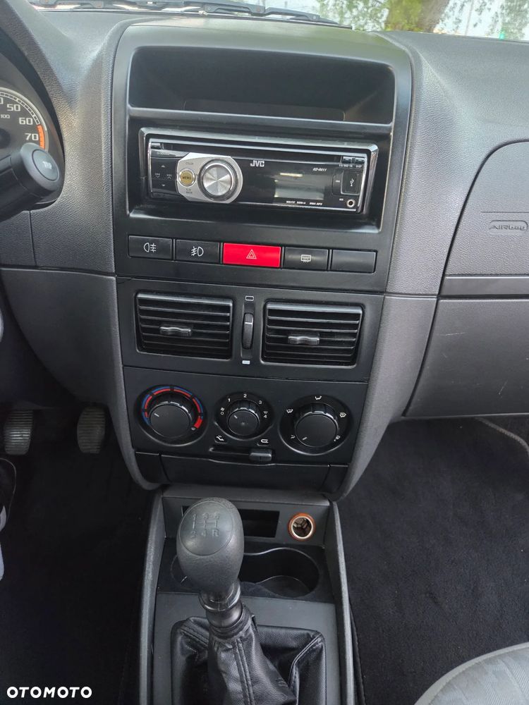 Fiat Albea 1.4 Active - 7