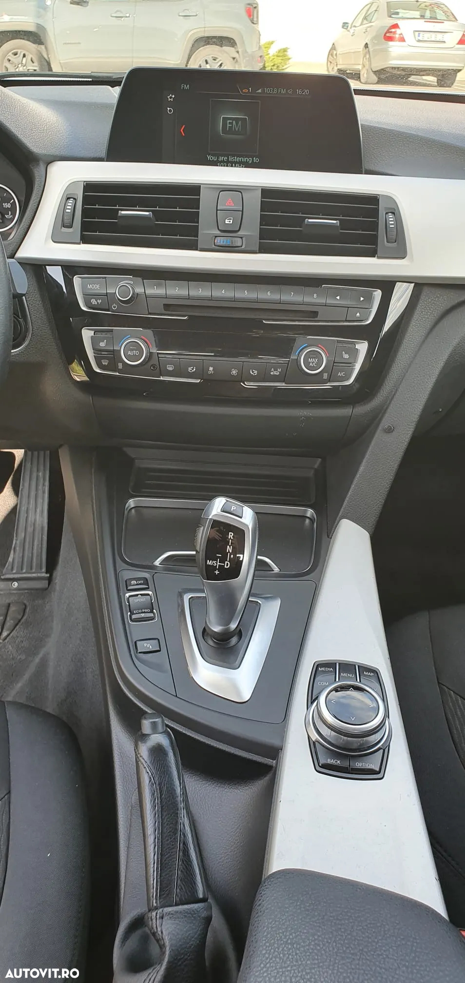 BMW Seria 3 320d Touring xDrive Aut. Advantage - 10
