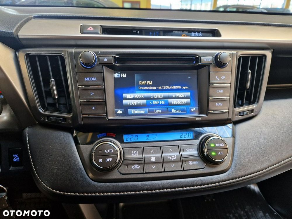 Toyota RAV4 - 16