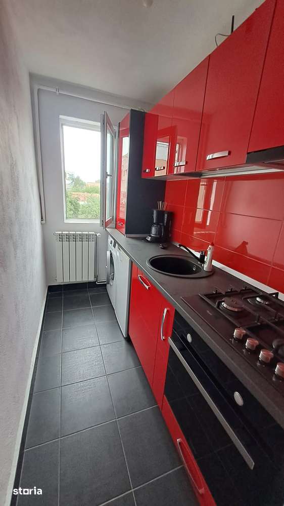 APARTAMENT 2 CAM SEMI FILIASI 38.5 MP ETAJ 3 DIN 4 — fotografia 1