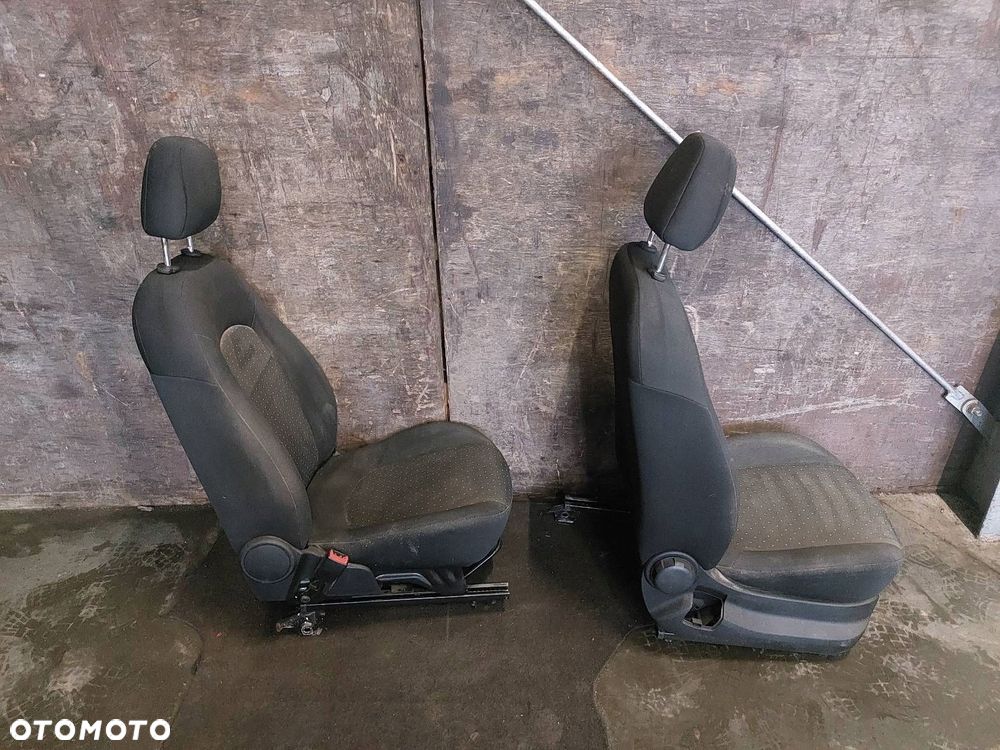 KOMPLET FOTELI LEWY PRAWY PRZÓD KANAPA TYŁ BOCZKI FIAT GRANDE PUNTO I - 9