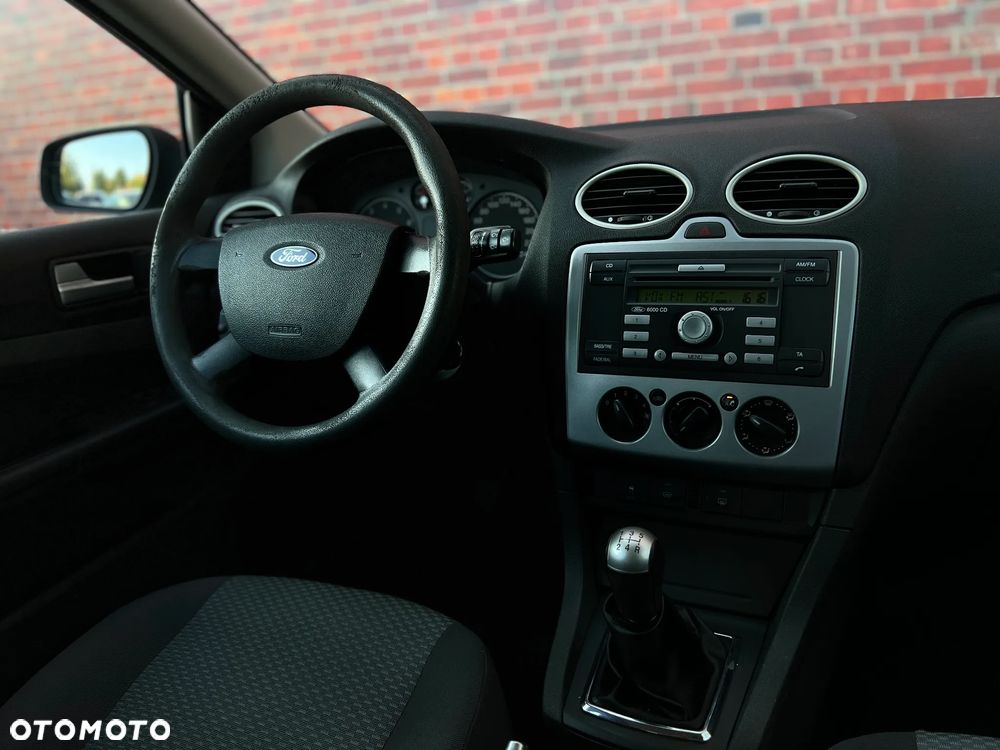 Ford Focus 1.8 Trend - 7