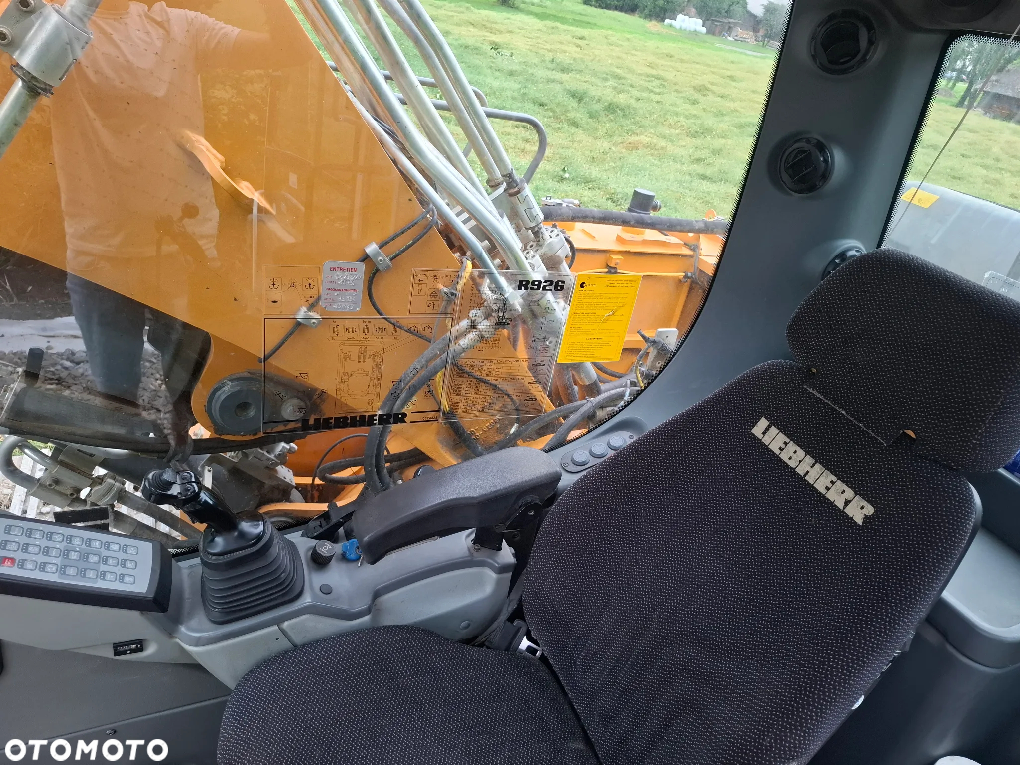 Liebherr R926LC - 5