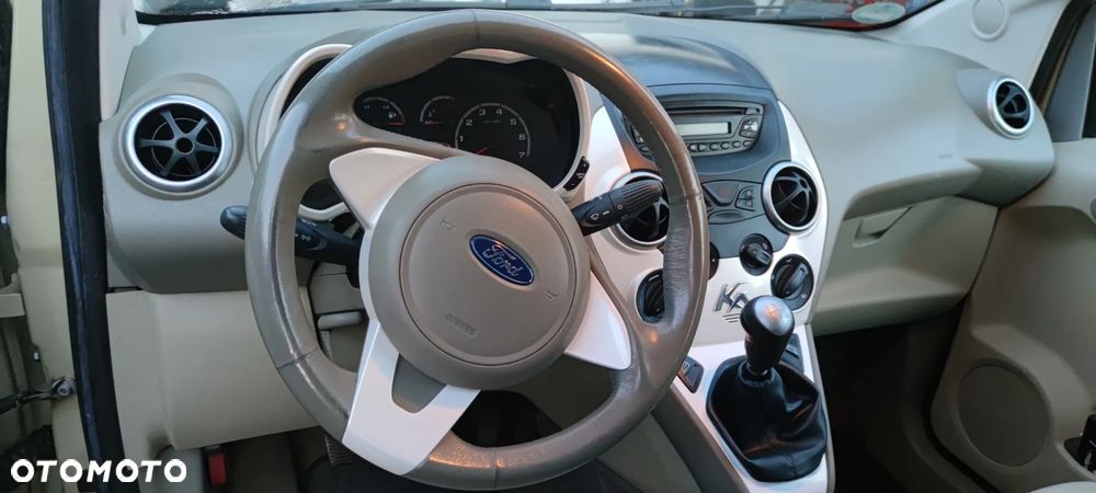 Ford KA - 12