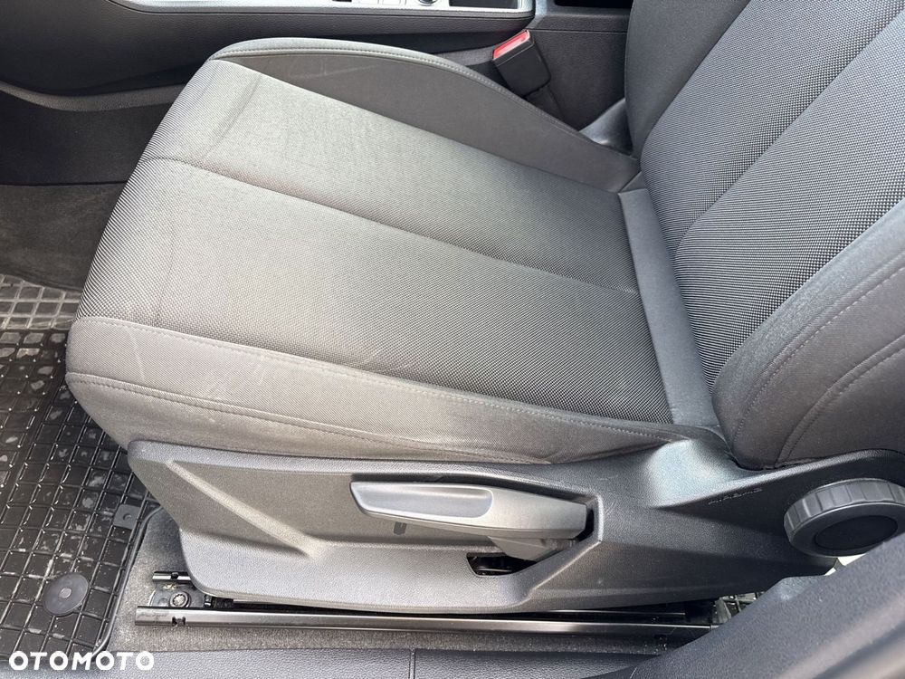 Audi Q3 35 TFSI mHEV S-Line S tronic - 12