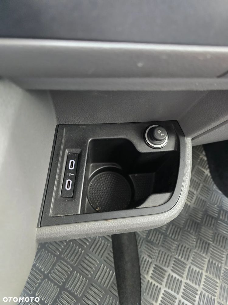 Volkswagen Caravelle 2.0 TDI L2 Highline DSG - 11