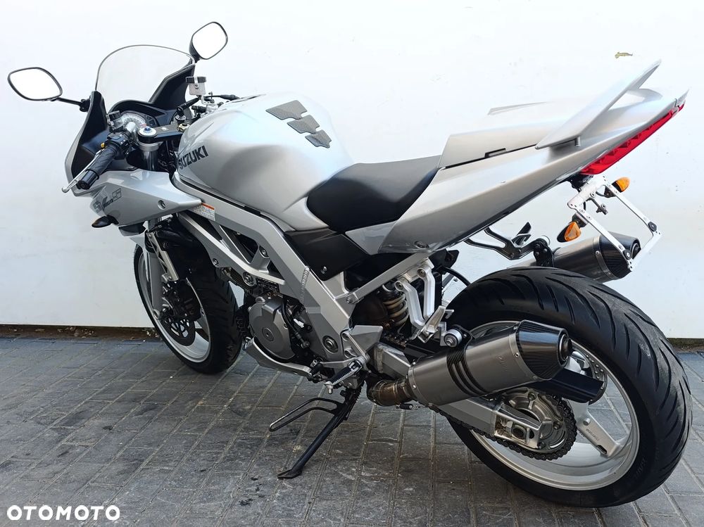 Suzuki SV - 5