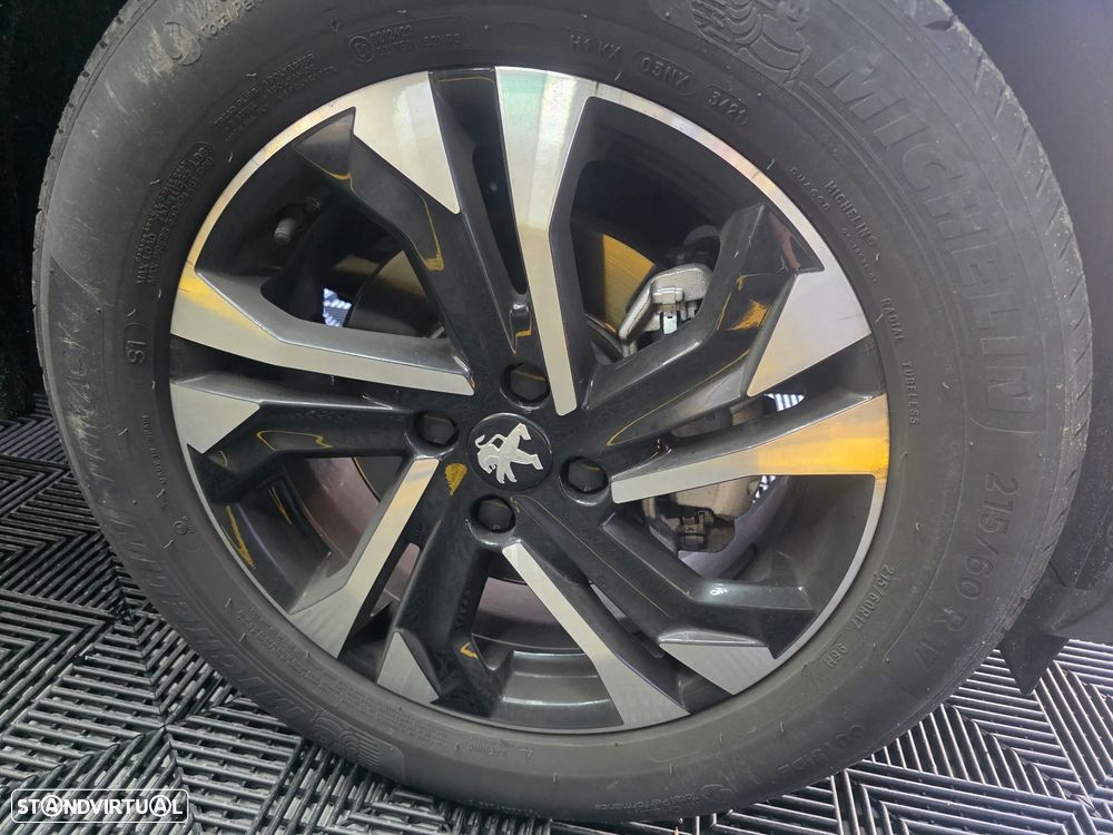 Peugeot 2008 1.5 BlueHDi Allure Pack EAT8 - 7