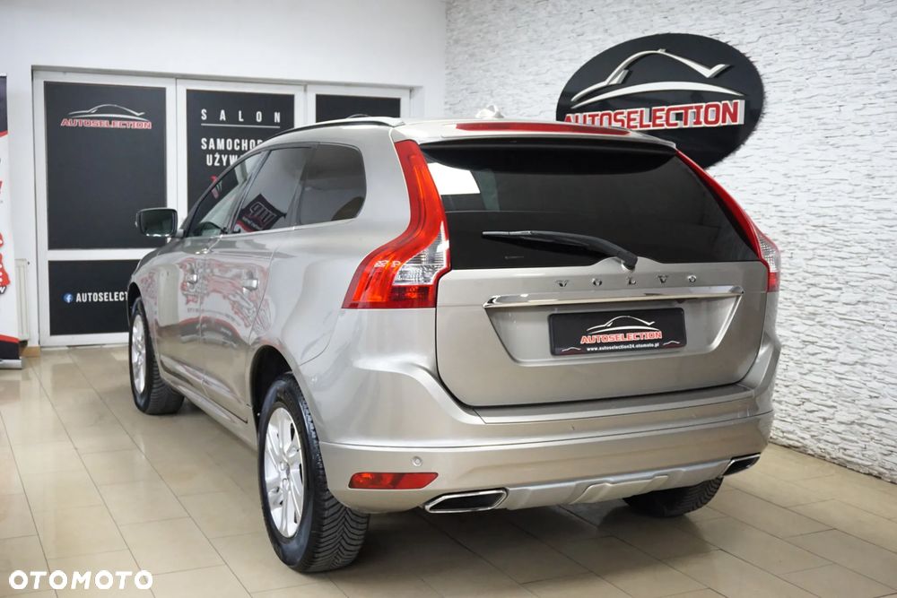 Volvo XC 60 - 4