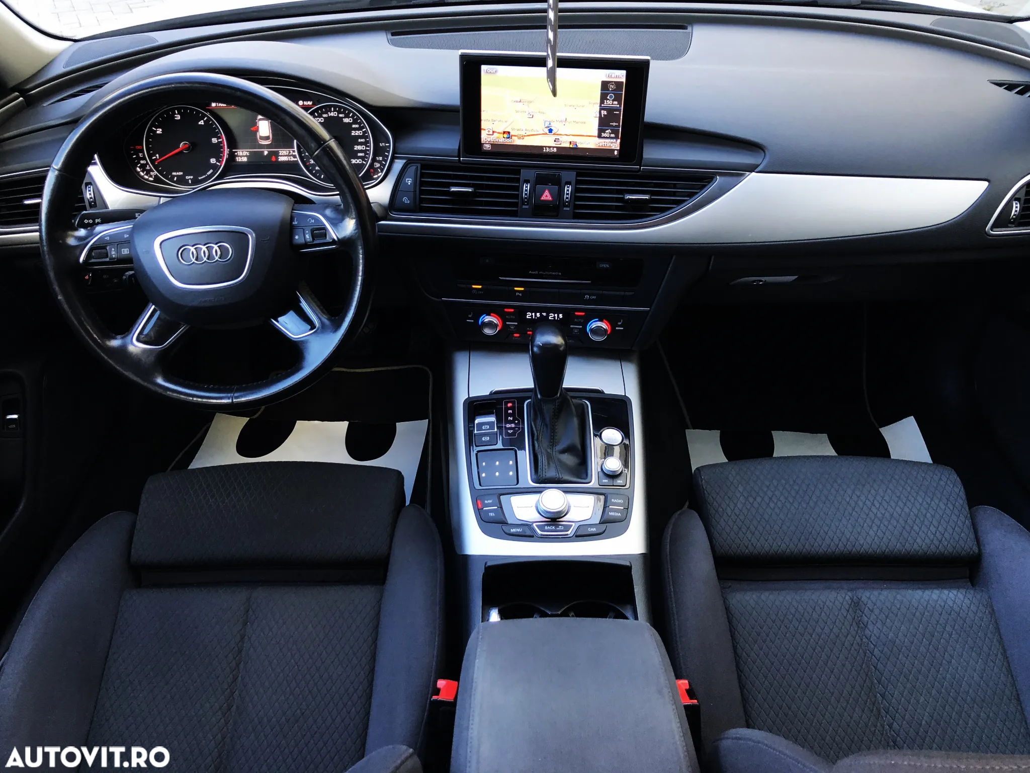 Audi A6 Avant 2.0 TDI Ultra S tronic - 6