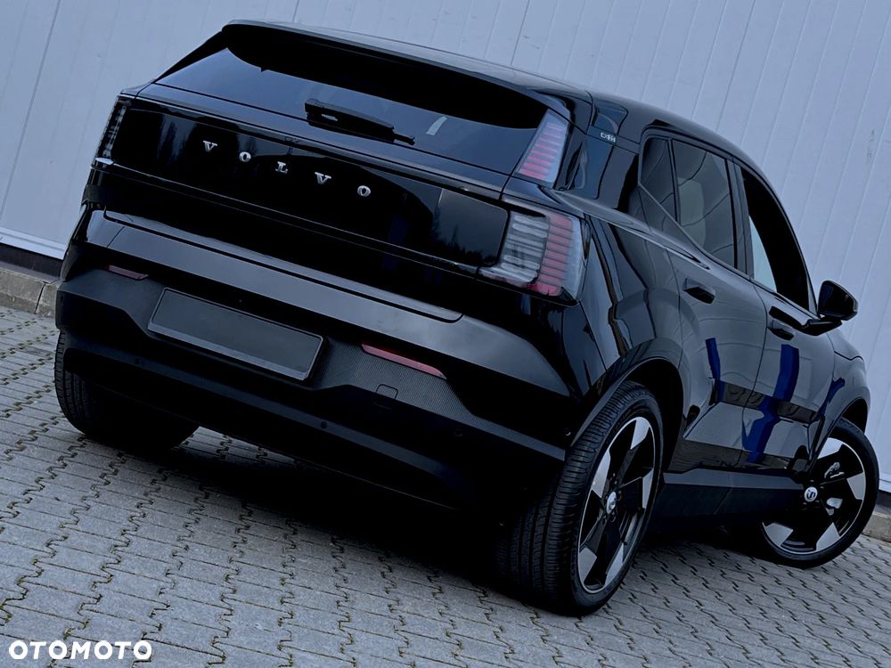 Volvo EX30 Twin Motor Performance AWD Ultra - 5