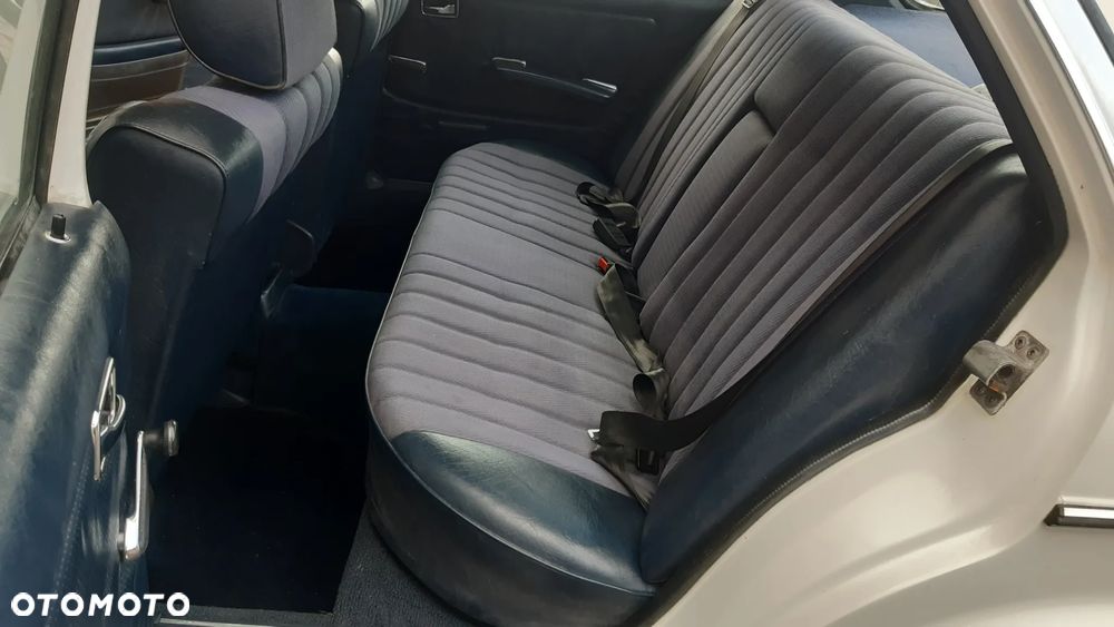 Mercedes-Benz W123 - 4