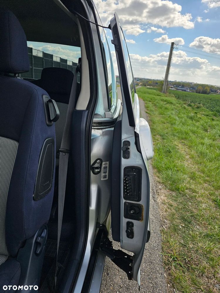 Peugeot 1007 75 Filou - 25