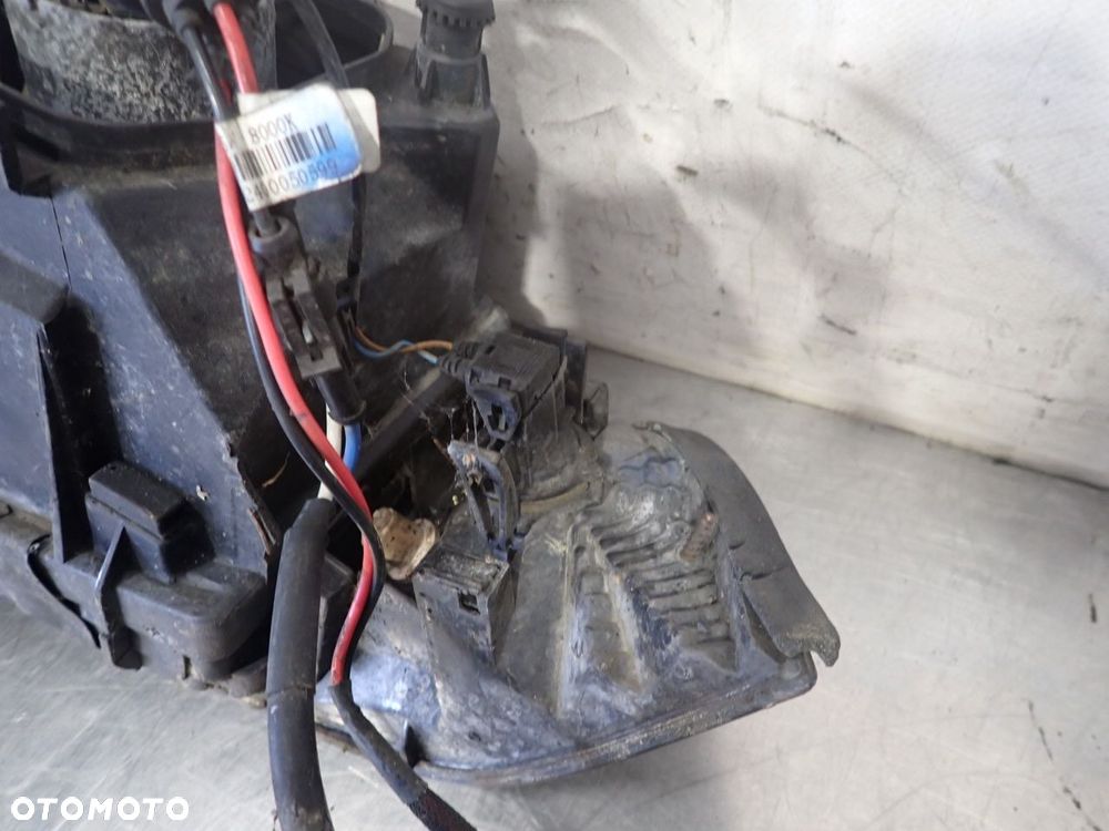 LAMPA PRAWA PRZEDNIA XENON RINGI BMW E36 COUPE 2.0 M52B20 - 7