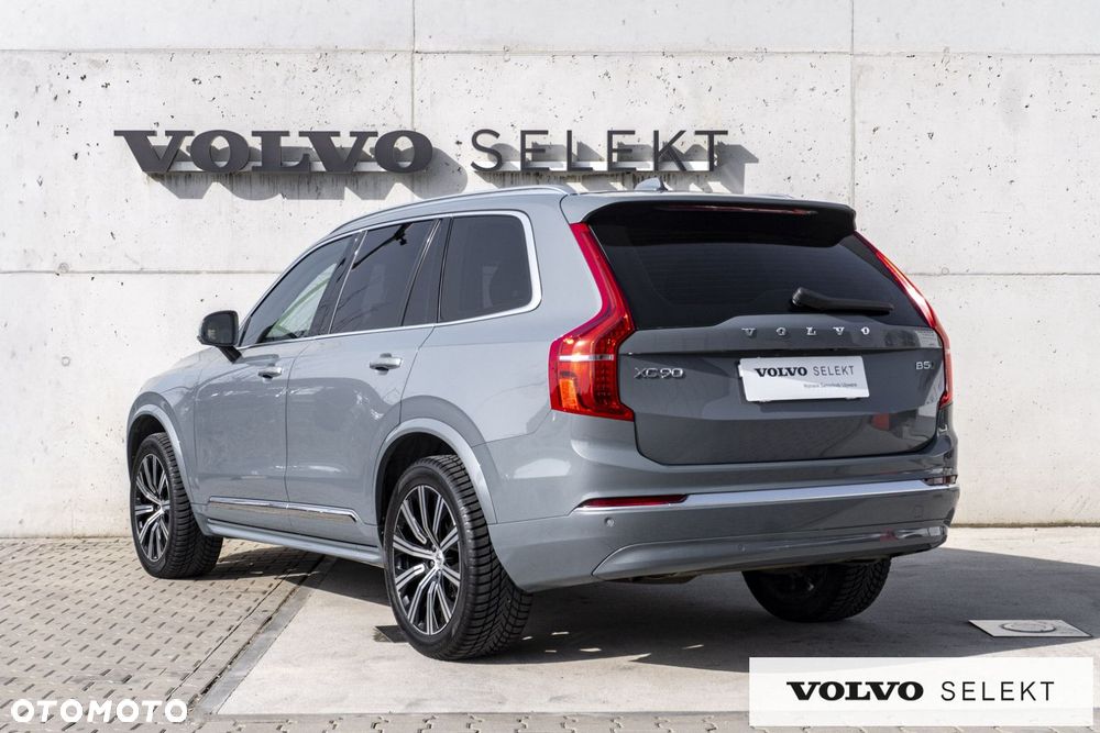 Volvo XC 90 - 8