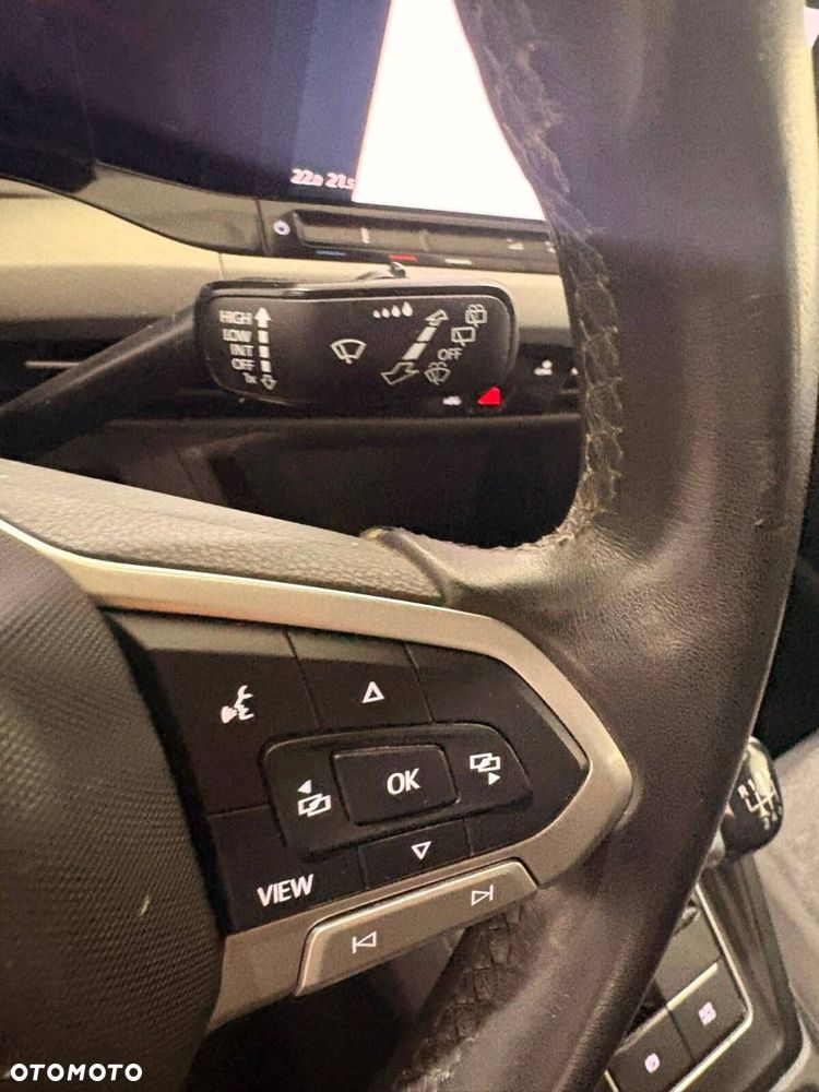 Volkswagen Golf - 29