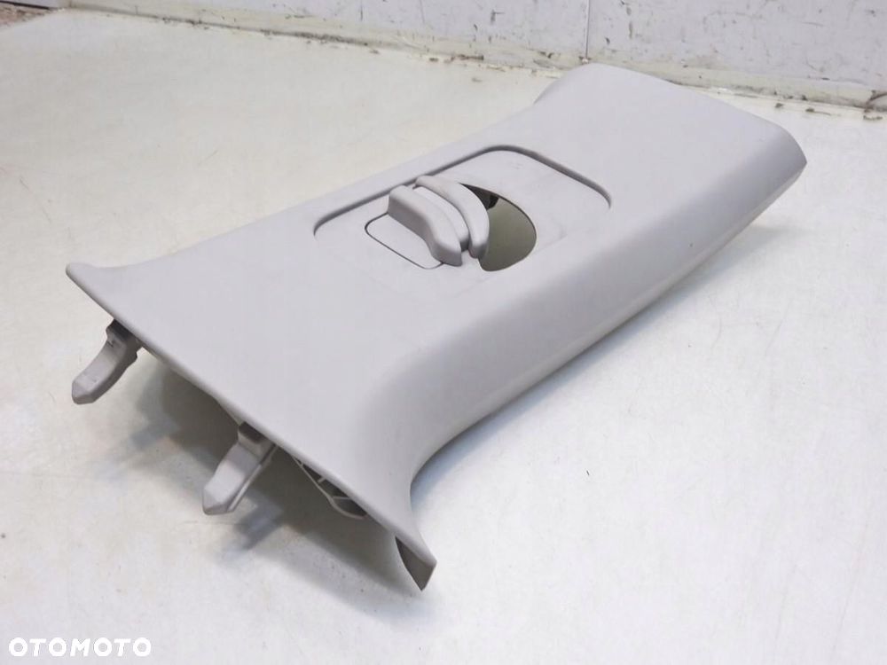 OSŁONA SŁUPKA B PRAWA PEUGEOT 308 I 3D - 7