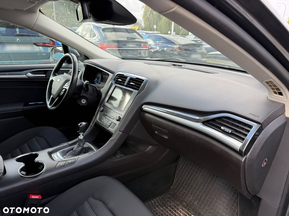 Ford Mondeo 1.5 EcoBoost Titanium - 13