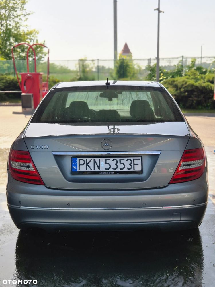 Mercedes-Benz Klasa C 180 CGI BlueEff Classic - 6