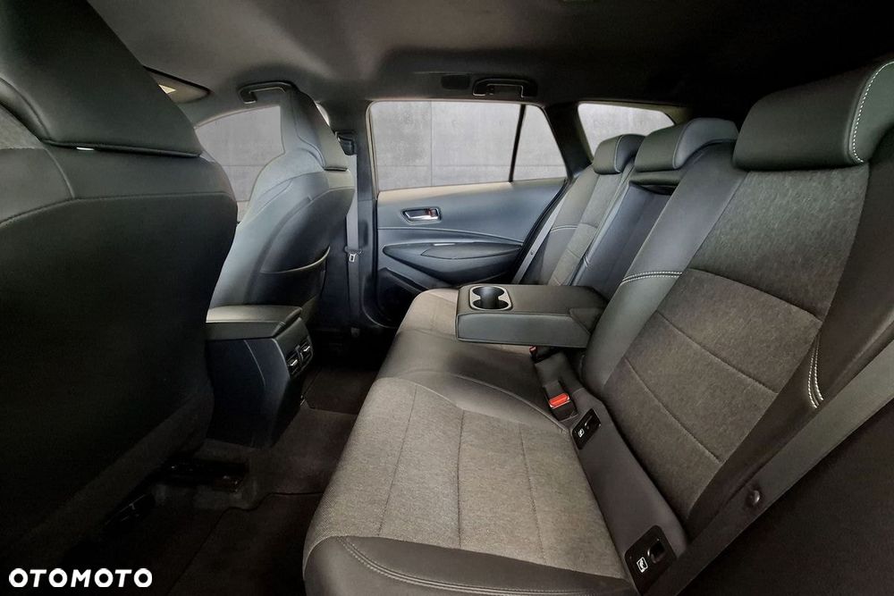 Toyota Corolla 1.8 Hybrid Active - 20