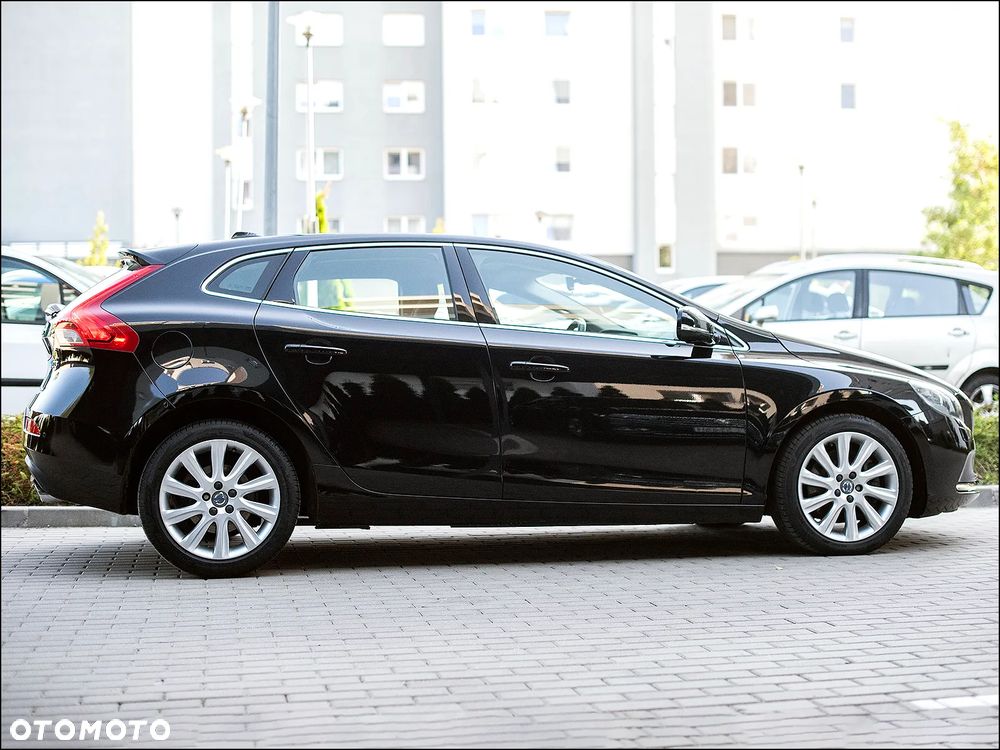Volvo V40 - 9
