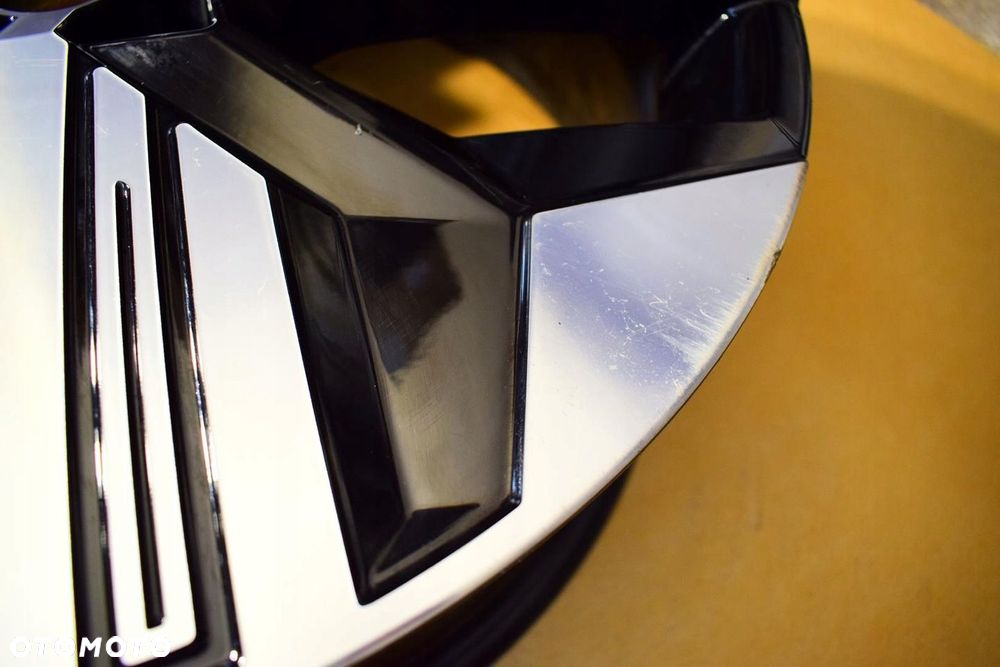 RENAULT 20 Megane E-TECH Nowy Model Oryginał - 3