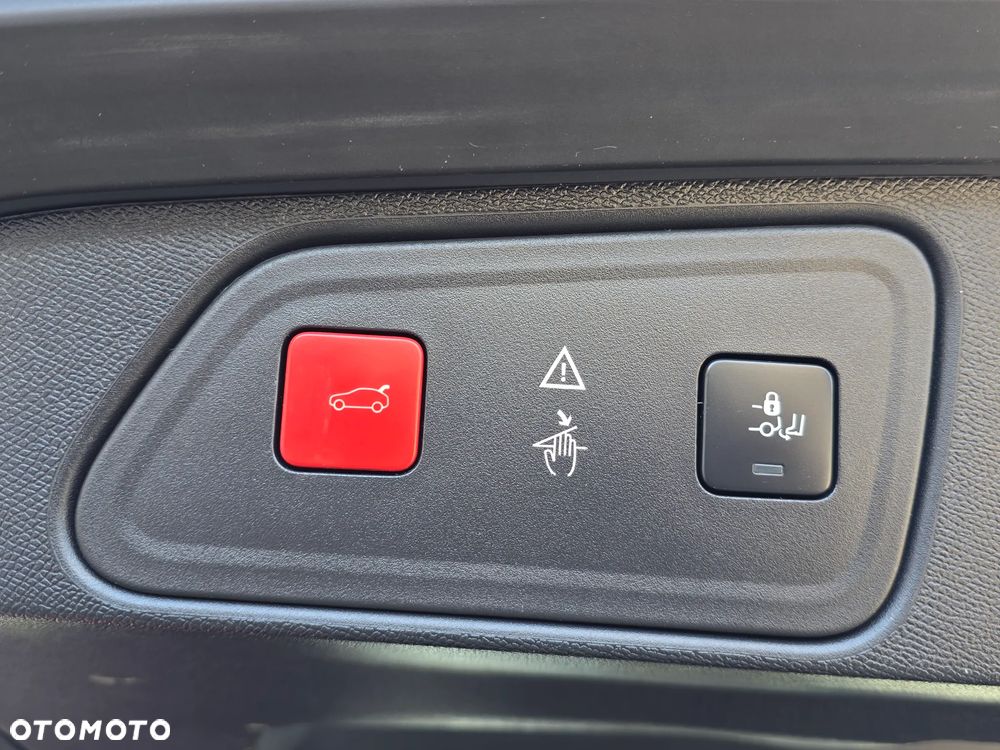 Peugeot 3008 BlueHDi 130 Stop & Start EAT8 GT - 39