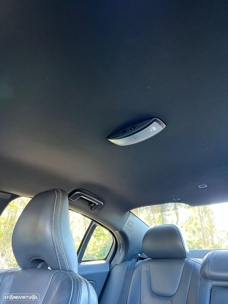 Volvo S60 2.0 D4 R-Design Geartronic - 9