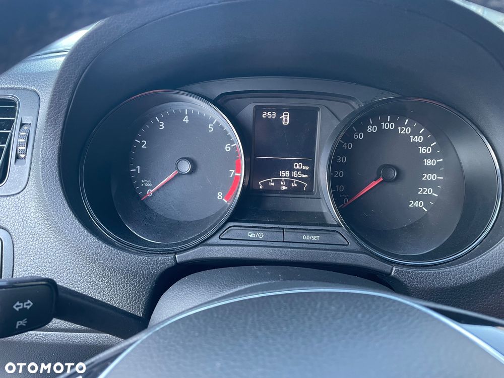 Volkswagen Polo 1.0 FRESH - 24