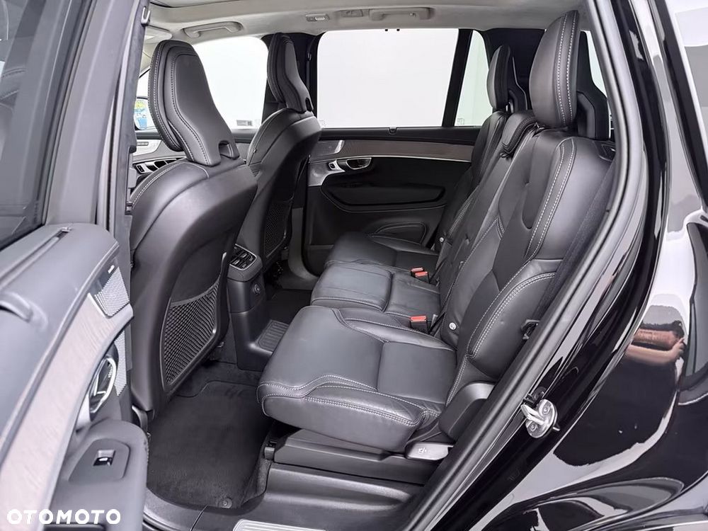 Volvo XC 90 T8 AWD Ultra Dark - 33