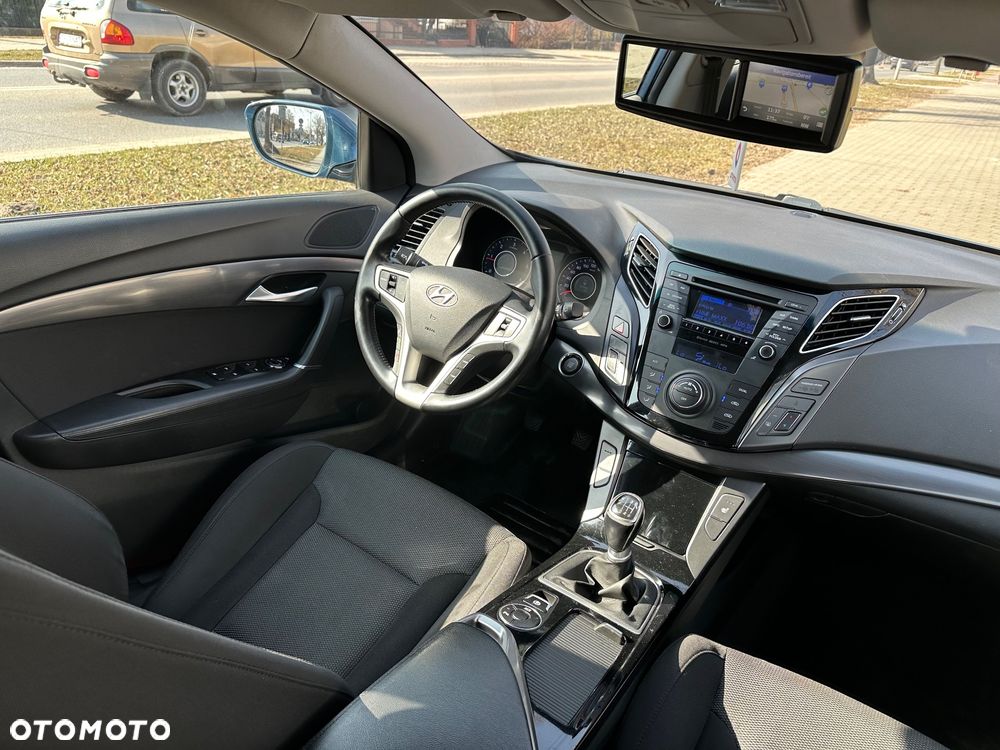 Hyundai i40 i40cw 1.7 CRDi Fifa World Cup Edition - 19