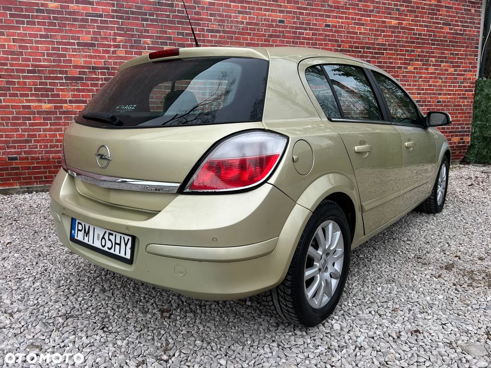 Opel Astra - 4