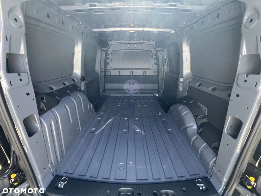 Volkswagen Caddy - 8